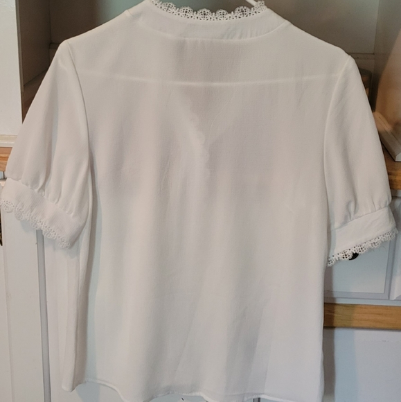 White Crepe Material Blouse - Picture 2 of 2